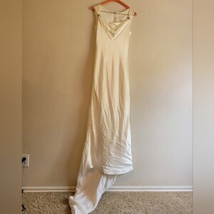 Vintage style wedding dress